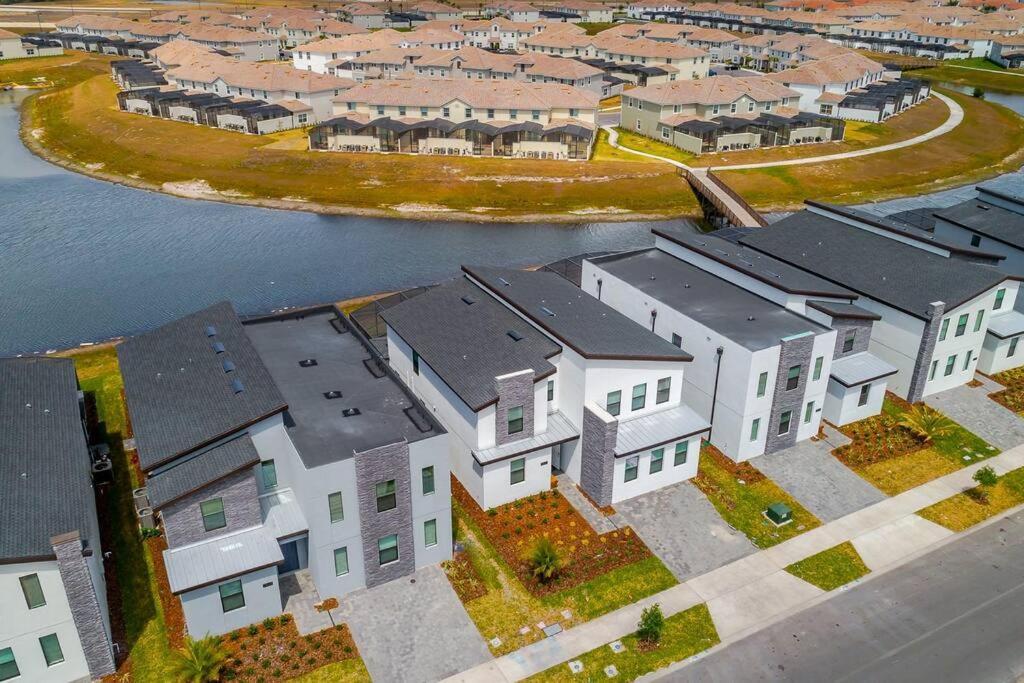Luxury Villa Inside Storey Lake, Kissimmee - No Extra Fees Екстер'єр фото